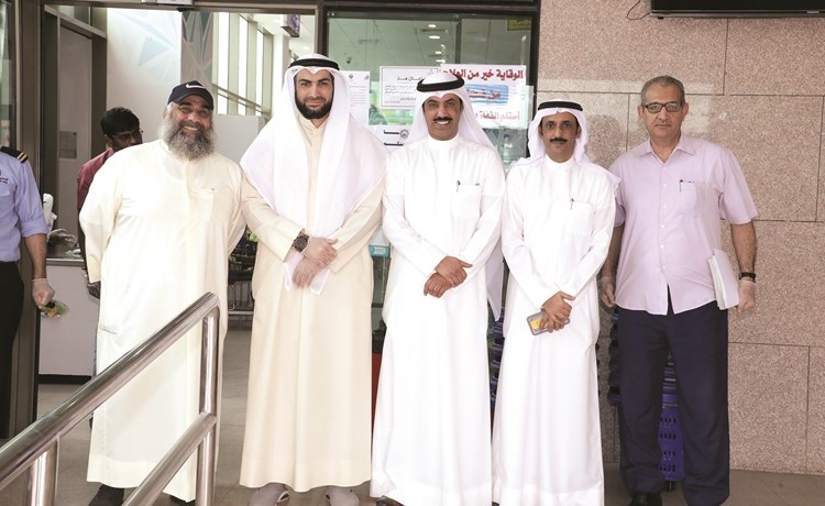 الحظر يدخل حيز التنفيذ.. و«التعاونيات» تستنفر لتطبيق تعميم «الاتحاد»
