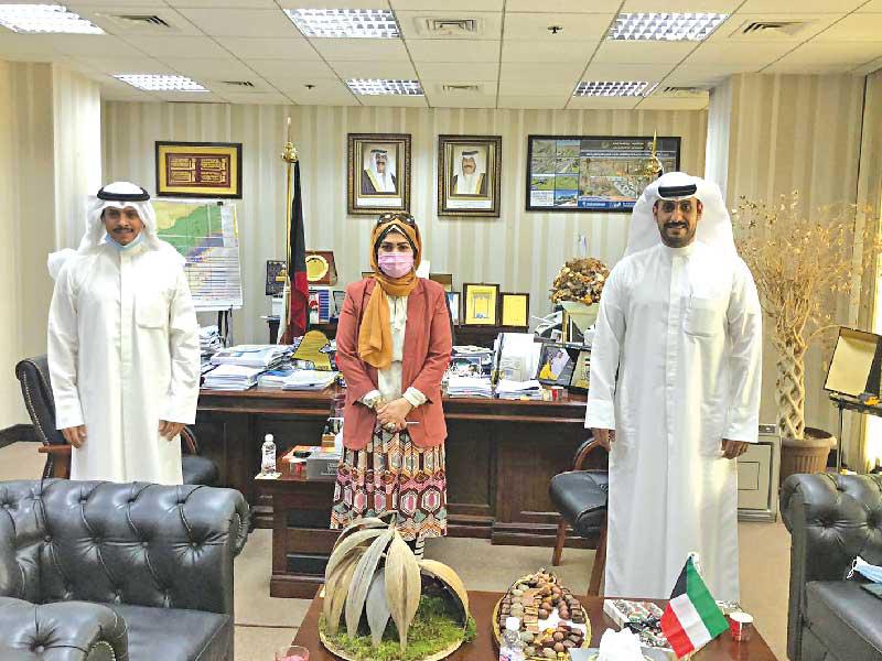 جمعية إشبيلية التعاونية: تعديل المواقف الأمامية والخلفية بأقرب وقت